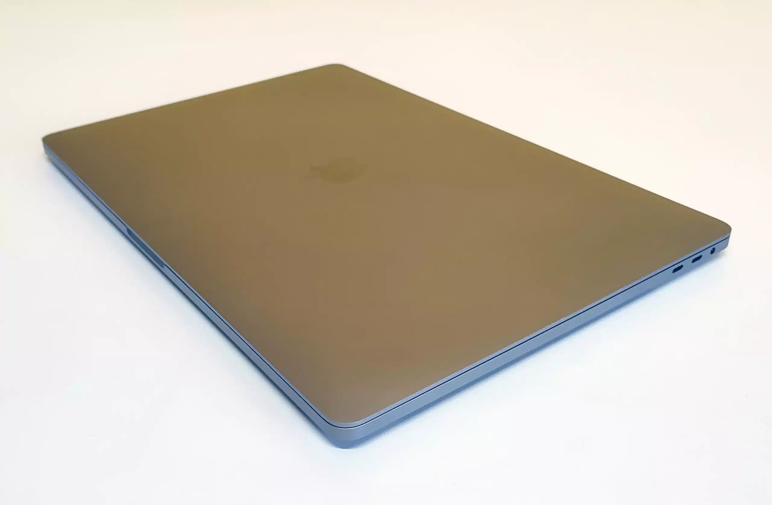 Apple MacBook Pro A2141 MVVL2LL/A 2019 Notebook 16 Apple MacBook Pro A2141 MVVL2LL/A 2019 Notebook 16